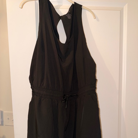 NWT Torrid Black Active Dress w/built in shorts - Picture 3 of 6